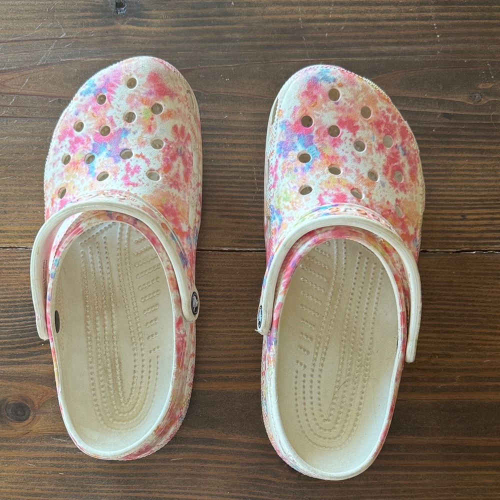 CROCS Floral Sandals in Pink and Cream